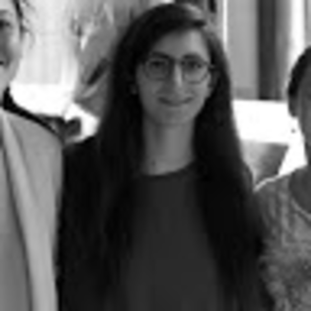 Meet your Posher, Olivia